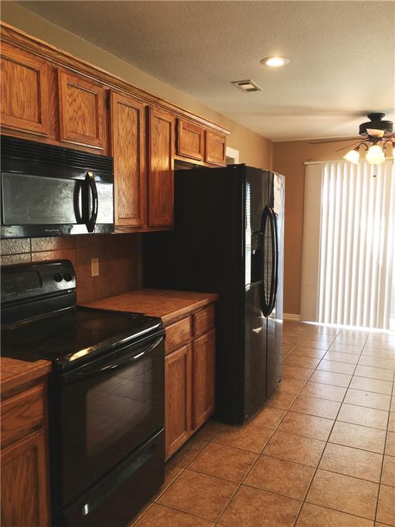 6670 Cutter Ct in Springdale, AR - Building Photo - Building Photo