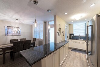 109 Paradise Harbour Blvd in North Palm Beach, FL - Building Photo - Building Photo