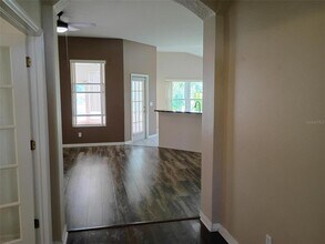 862 Bayou View Dr in Brandon, FL - Building Photo - Building Photo