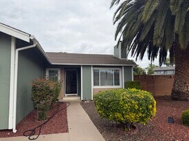220 Notre Dame Dr, Unit 1 bed 1 bath apartment in Vallejo, CA - Building Photo