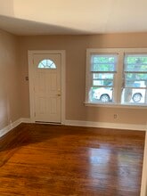 3260 Berwyn Pl, Unit 1 in Cincinnati, OH - Building Photo - Building Photo