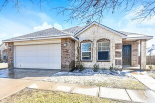 1433 Lauren Dr in Burleson, TX - Building Photo