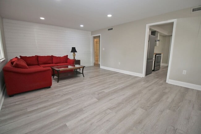 1205 Butler St in Columbia, SC - Foto de edificio - Building Photo
