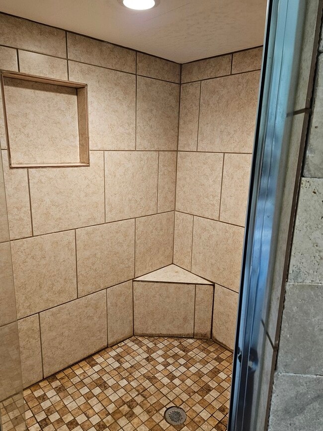 40 E James Cir in Hampton, GA - Building Photo - Building Photo