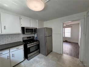 141 Hawthorne Ave in Buffalo, NY - Building Photo - Building Photo