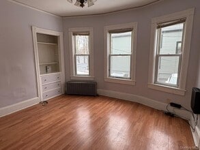 40 Parker Ave in Poughkeepsie, NY - Building Photo - Building Photo