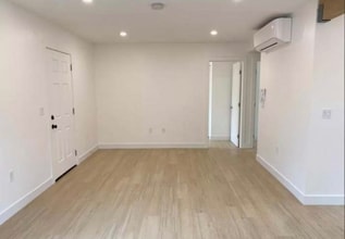 1249 Division St in Oceanside, CA - Building Photo - Building Photo