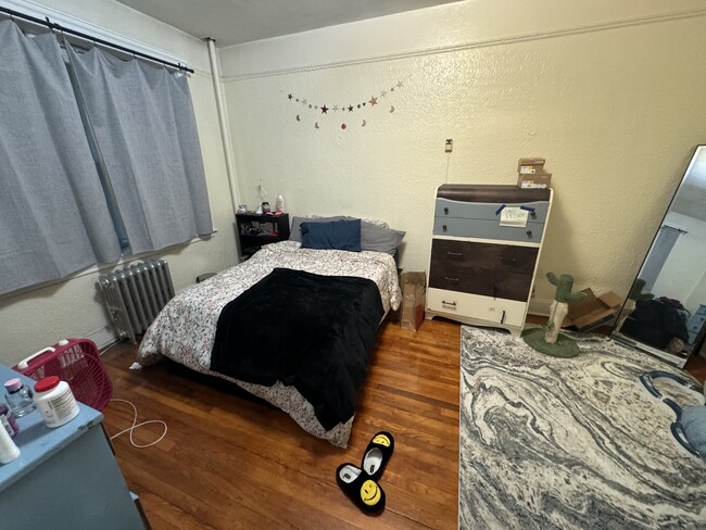 1691 Commonwealth Ave, Unit 21 in Boston, MA - Building Photo - Building Photo