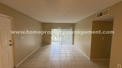 1068 Benoist Farms Rd in West Palm Beach, FL - Building Photo - Building Photo