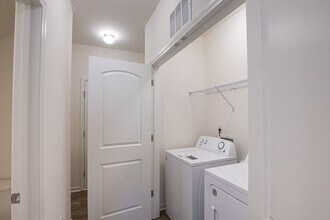 7018 Duncan Acres Dr in Belmont, NC - Building Photo - Building Photo