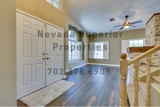 3553 Scottsbluff St in Las Vegas, NV - Building Photo - Building Photo