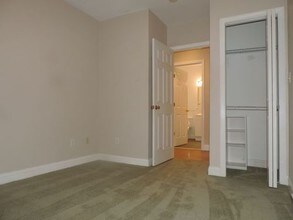 111 W 8th St-Unit -5 in Boston, MA - Building Photo - Building Photo