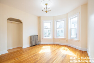 110 Murdock St, Unit 3 in Boston, MA - Building Photo - Building Photo