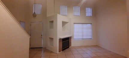 74 Belle Maison Ave in Las Vegas, NV - Building Photo - Building Photo