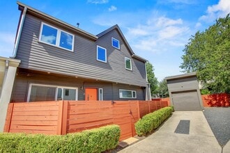 2502 Southland Dr in Austin, TX - Building Photo - Building Photo