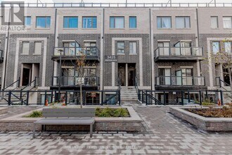 3425 Sheppard Ave E in Toronto, ON - Building Photo - Building Photo