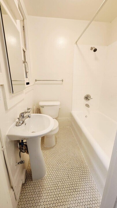 184-186 Park St in San Francisco, CA - Building Photo