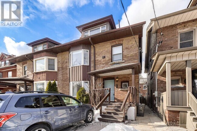 180 Madison Ave in Toronto, ON - Building Photo - Building Photo