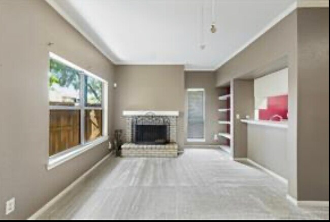 726 Bering Dr, Unit L photo'