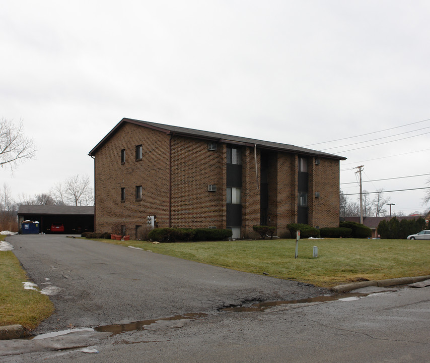 30 Carter Cir in Youngstown, OH - Building Photo