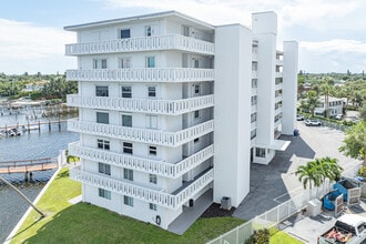 South Sea Islander Condominium in Lantana, FL - Building Photo - Building Photo