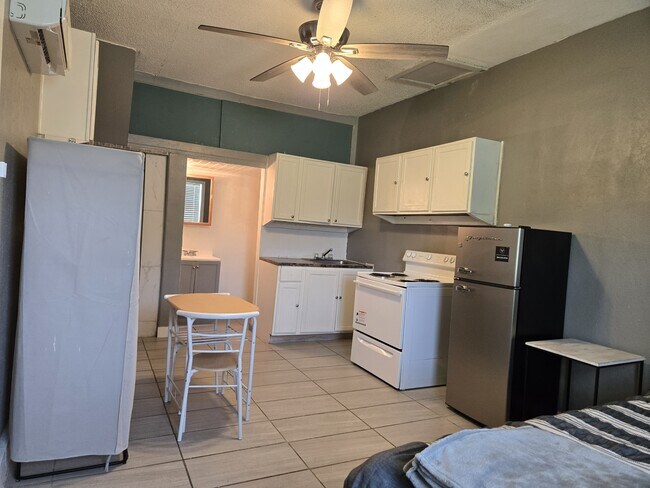 2506 40th St in Lubbock, TX - Building Photo - Building Photo