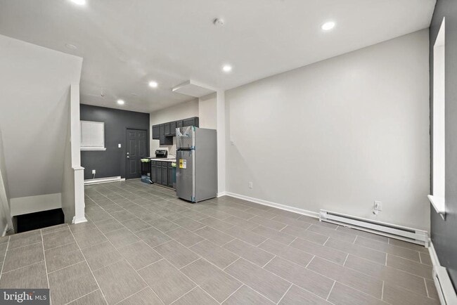 property at 2033 N Cleveland St