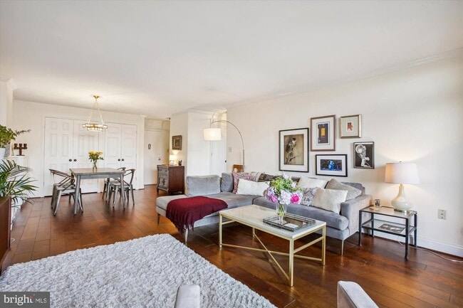 property at 801 S Pitt St