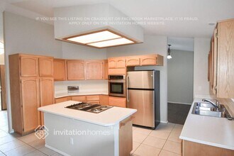 3640 N Glen Ridge Way in Las Vegas, NV - Building Photo - Building Photo