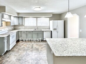 4905 Eastwood Dr in Chattanooga, TN - Building Photo - Building Photo