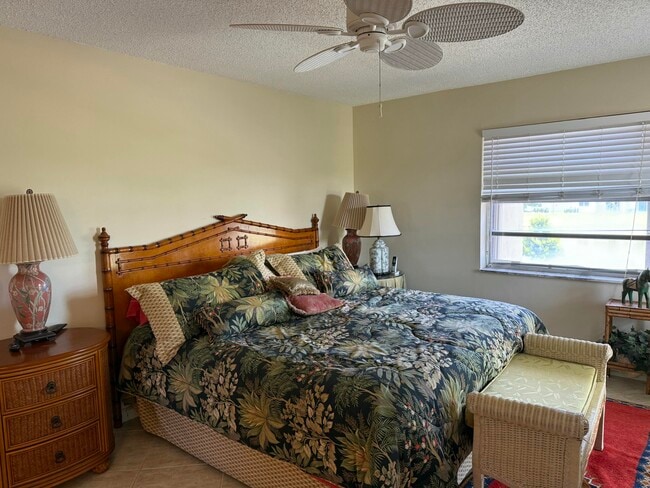 13761 Via Aurora in Delray Beach, FL - Building Photo - Building Photo