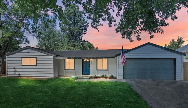 property at 316 E 46th Pl