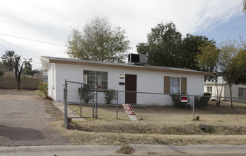 2417-2425 W Montebello Ave in Phoenix, AZ - Building Photo - Building Photo