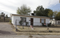 2417-2425 W Montebello Ave in Phoenix, AZ - Foto de edificio - Building Photo