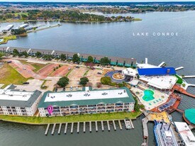 7039 Kingston Cove Ln, Unit 110 in Willis, TX - Building Photo