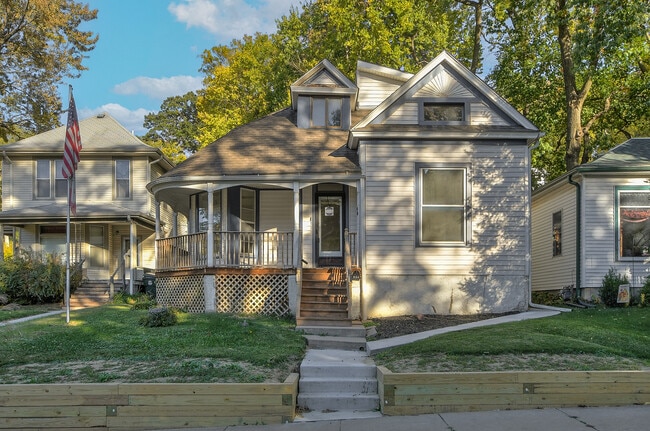 property at 403 Glen Ave