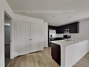 1346 Mosely Cir in Dallas, TX - Building Photo - Building Photo