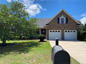 91 Canyon Ct in Sanford, NC - Building Photo