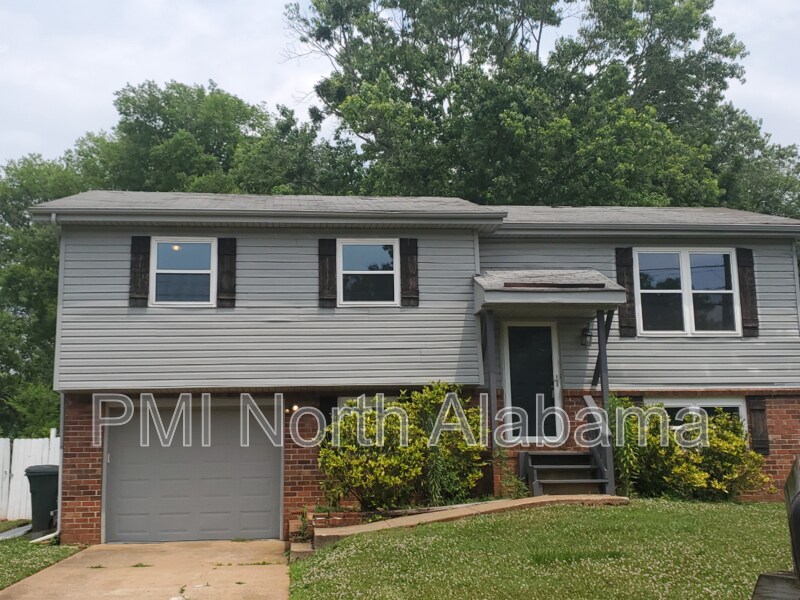 2003 13th St SW in Huntsville, AL - Building Photo
