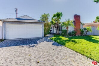 7858 Jamieson Ave in Los Angeles, CA - Building Photo - Building Photo