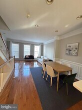 11425 Log Ridge Dr in Fairfax, VA - Building Photo - Building Photo