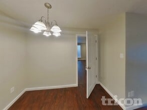 25913 128th Pl SE in Kent, WA - Building Photo - Building Photo