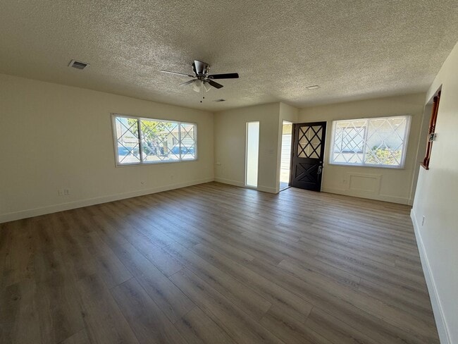 820-824 W Palmyra Ave in Orange, CA - Building Photo - Building Photo