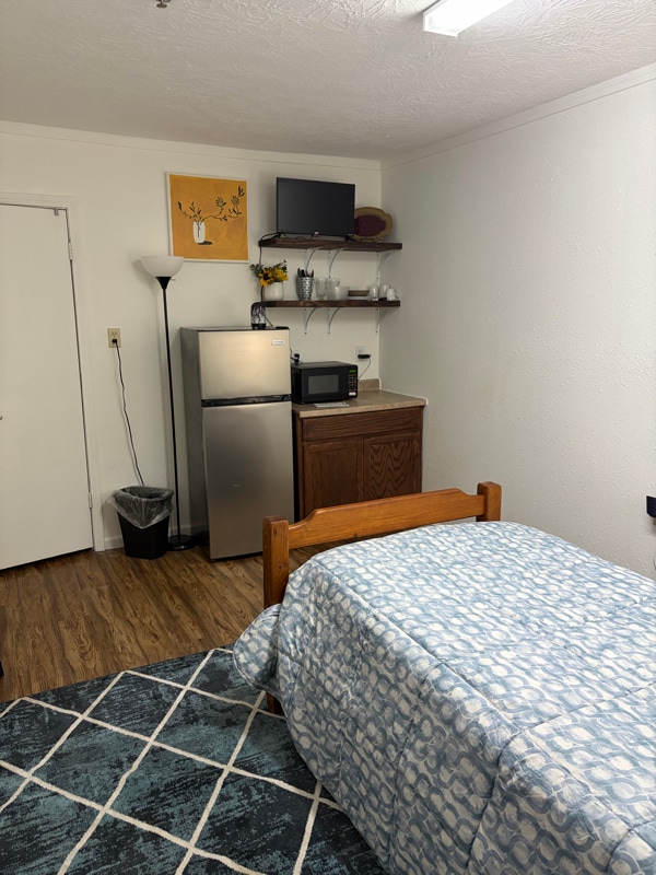 1355 E Main St in Batesville, AR - Foto de edificio - Building Photo