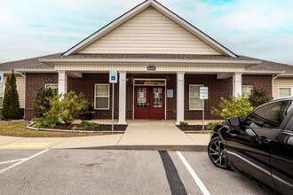 Fieldstone Village in Clarksville, TN - Building Photo - Building Photo