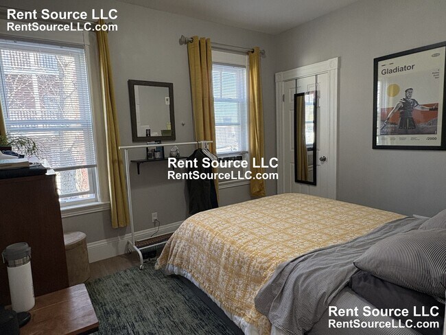 97 Elm St, Unit 3 in Somerville, MA - Building Photo - Building Photo