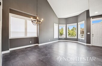 11591 SW Cole Ln in Tigard, OR - Building Photo - Building Photo