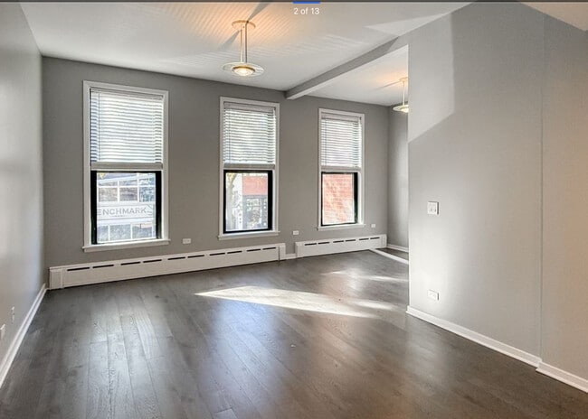 1509 N Wells St, Unit 2 in Chicago, IL - Foto de edificio - Building Photo