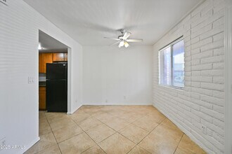 1234 N 36th St in Phoenix, AZ - Building Photo - Building Photo