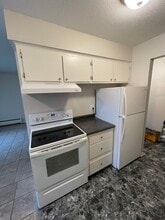 907-911 11th Ave S in Hopkins, MN - Building Photo - Building Photo